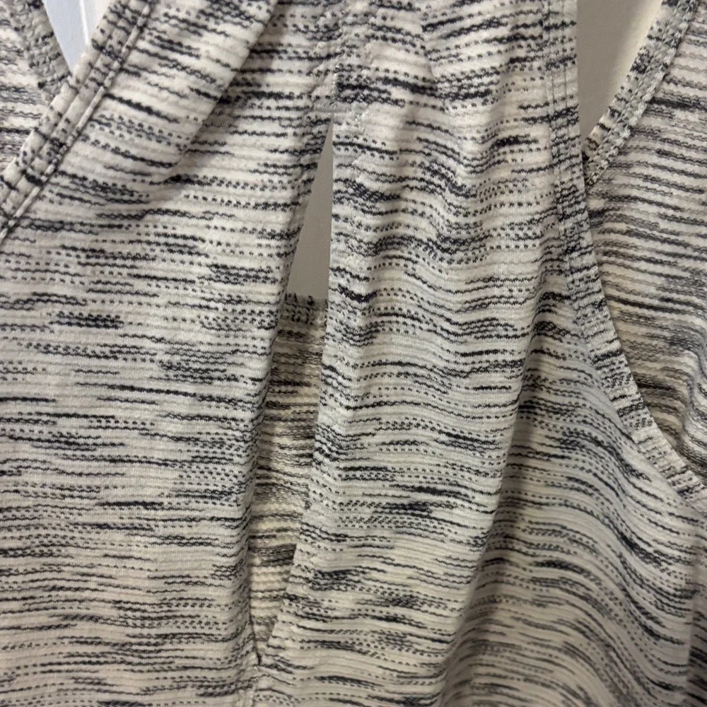 Lululemon yoga Singlet tank Gray white Running Top exercise sleeveless Athletic